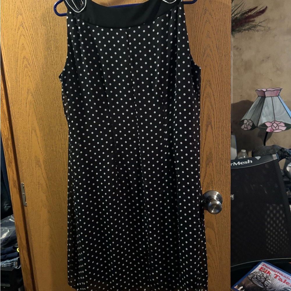 Adorable comfortable black and white polka dot dress